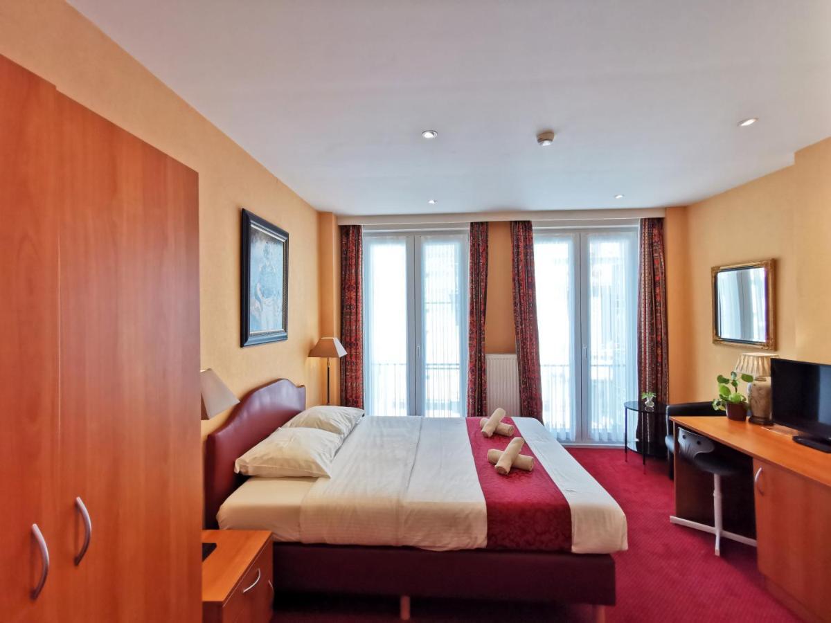 Hotel Cardiff Oostende Bagian luar foto